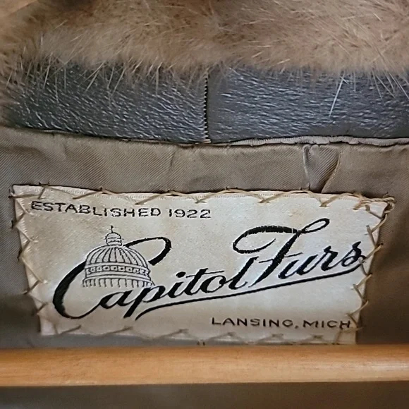Vintage Mink Coat - Picture 4 of 9
